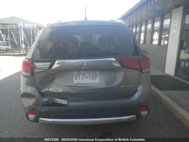 2016 Mitsubishi Outlander Es მანქანა იყიდება აუქციონზე, vin: JA4AZ2A39GZ605696, აუქციონის ნომერი: 40072208