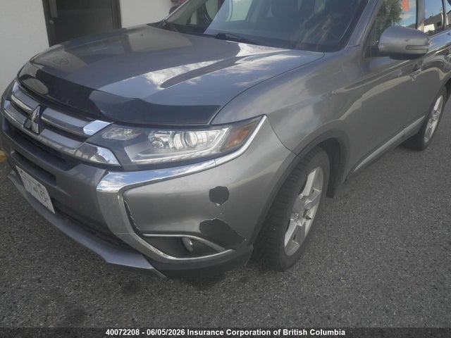 2016 Mitsubishi Outlander Es მანქანა იყიდება აუქციონზე, vin: JA4AZ2A39GZ605696, აუქციონის ნომერი: 40072208