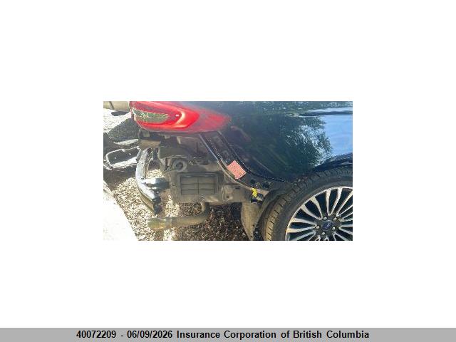 40072209 :رقم المزاد ، 3FA6P0RU9JR215685 vin ، 2018 Ford Fusion Hybrid Titanium مزاد بيع
