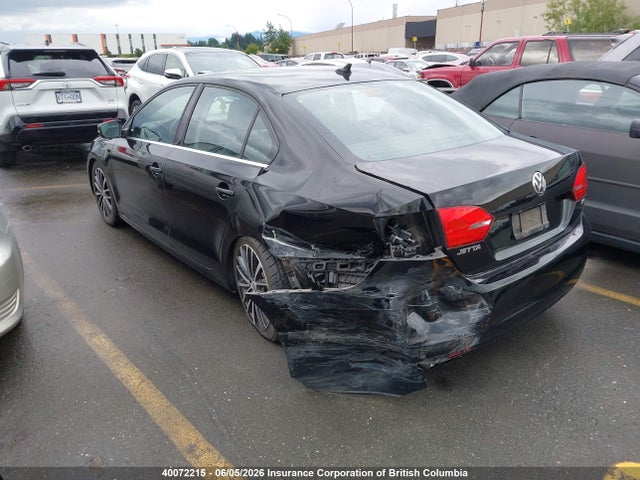 40072215 :رقم المزاد ، 3VWG07AJ8EM211785 vin ، 2014 Volkswagen Jetta مزاد بيع