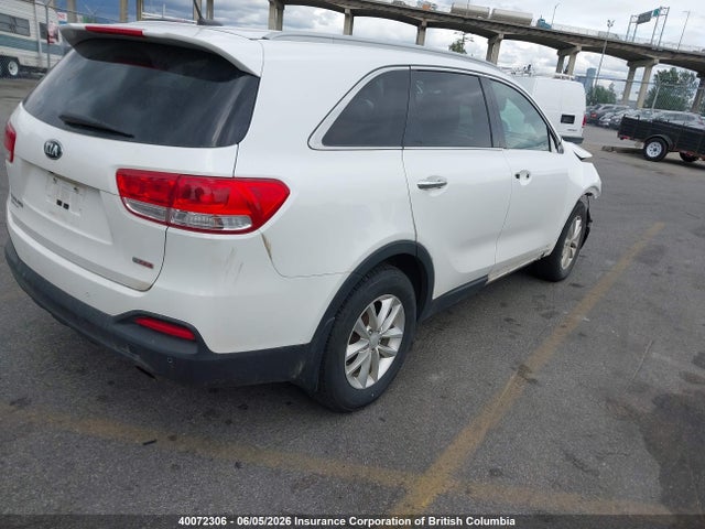 Auction sale of the 2016 Kia Sorento Lx/l, vin: 5XYPGDA18GG182639, lot number: 40072306