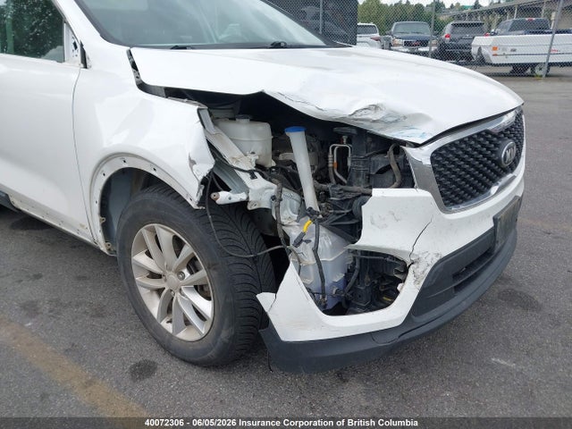 Auction sale of the 2016 Kia Sorento Lx/l, vin: 5XYPGDA18GG182639, lot number: 40072306