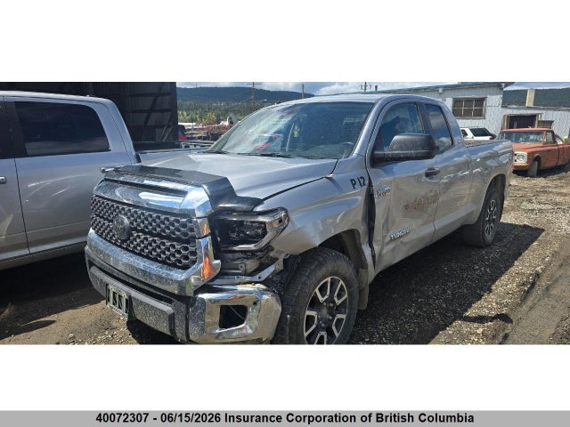 Продажа на аукционе авто 2018 Toyota Tundra Double Cab Sr/double Cab Sr5, vin: 5TFUY5F12JX768952, номер лота: 40072307