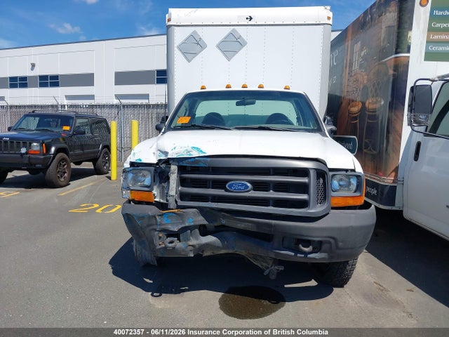 40072357 :رقم المزاد ، 1FDAF56F7YEA84887 vin ، 2000 Ford F550 Super Duty مزاد بيع