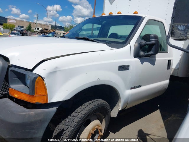 40072357 :رقم المزاد ، 1FDAF56F7YEA84887 vin ، 2000 Ford F550 Super Duty مزاد بيع
