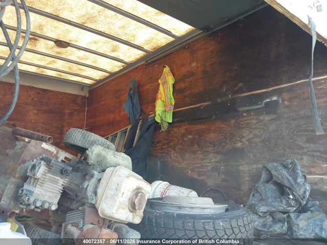40072357 :رقم المزاد ، 1FDAF56F7YEA84887 vin ، 2000 Ford F550 Super Duty مزاد بيع