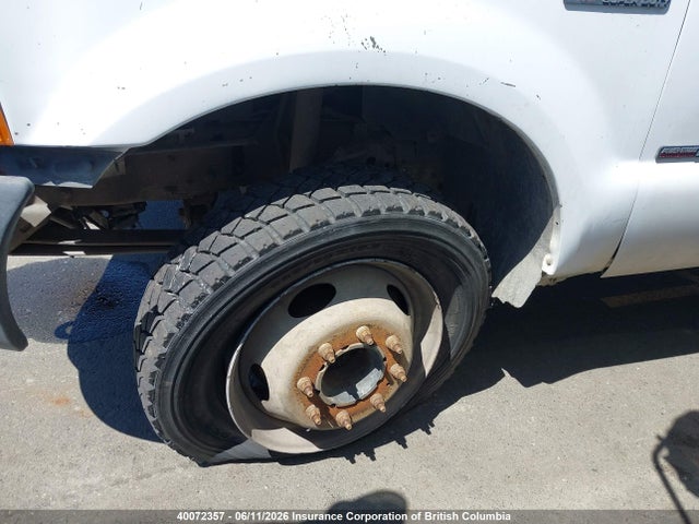 40072357 :رقم المزاد ، 1FDAF56F7YEA84887 vin ، 2000 Ford F550 Super Duty مزاد بيع