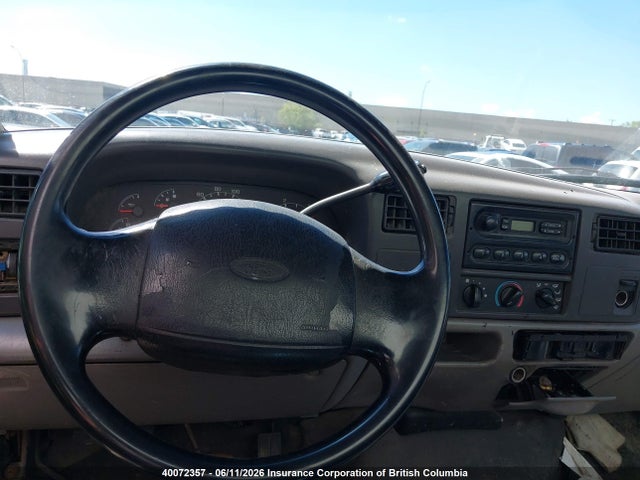 40072357 :رقم المزاد ، 1FDAF56F7YEA84887 vin ، 2000 Ford F550 Super Duty مزاد بيع