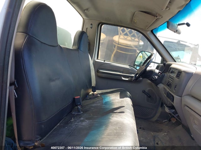 40072357 :رقم المزاد ، 1FDAF56F7YEA84887 vin ، 2000 Ford F550 Super Duty مزاد بيع