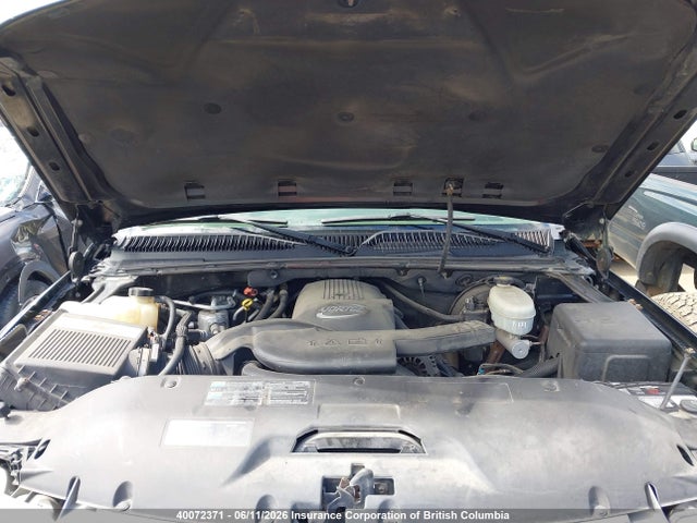 40072371 :رقم المزاد ، 2BG4012803J181314 vin ، 2003 Chevrolet Suburban 1500 Ls مزاد بيع