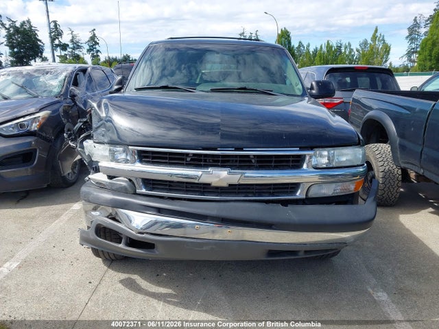 40072371 :رقم المزاد ، 2BG4012803J181314 vin ، 2003 Chevrolet Suburban 1500 Ls مزاد بيع