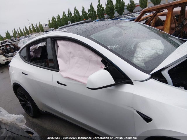 Aukcja sprzedaży 2023 Tesla Model Y, vin: 7SAYGDEE1PF777022, numer aukcji: 40068655