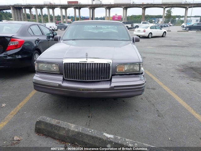Продажа на аукционе авто 1995 Lincoln Town Car Executive, vin: 1LNLM81W7SY744102, номер лота: 40072391