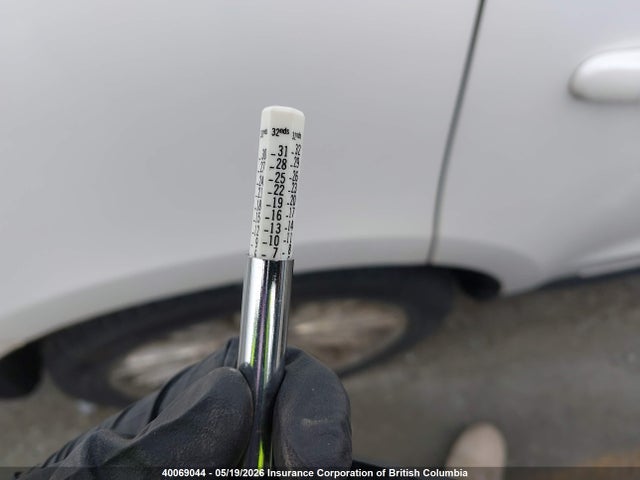 Lincoln MKT 2014 2LMHJ5AT2EBL50127 Image 21