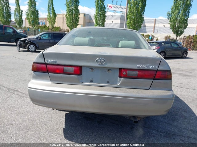 1999 Toyota Camry მანქანა იყიდება აუქციონზე, vin: JT2BG22KXX0358823, აუქციონის ნომერი: 40072412