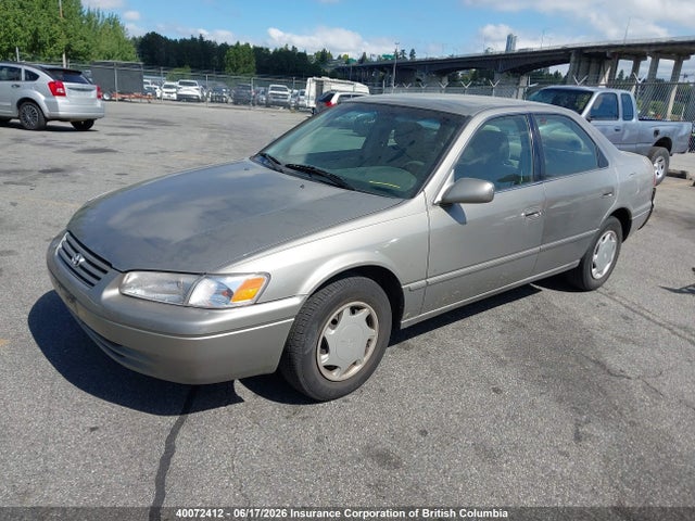 1999 Toyota Camry მანქანა იყიდება აუქციონზე, vin: JT2BG22KXX0358823, აუქციონის ნომერი: 40072412