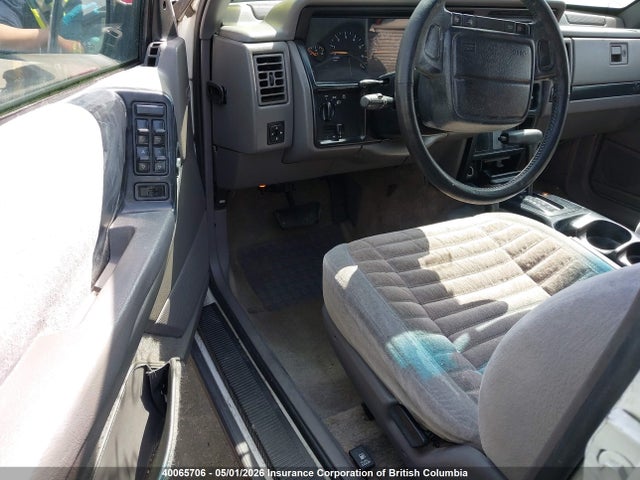 1994 Jeep Grand Cherokee Laredo მანქანა იყიდება აუქციონზე, vin: 1J4GZ58S9RC316199, აუქციონის ნომერი: 40065706
