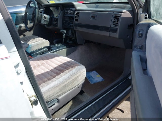 1994 Jeep Grand Cherokee Laredo მანქანა იყიდება აუქციონზე, vin: 1J4GZ58S9RC316199, აუქციონის ნომერი: 40065706