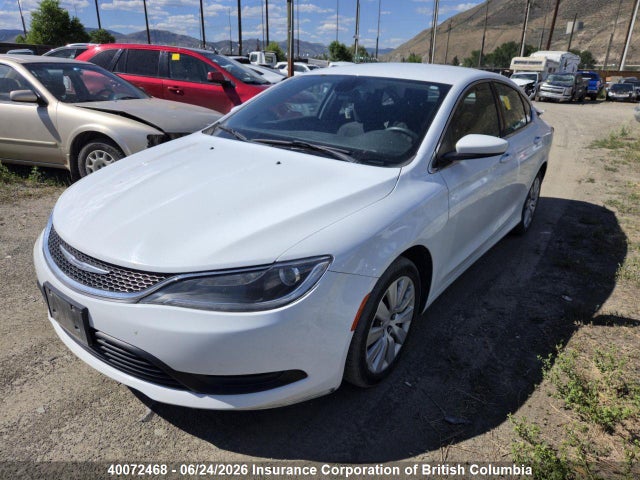 Chrysler 200 2015 1C3CCCFB4FN671475 Image 2