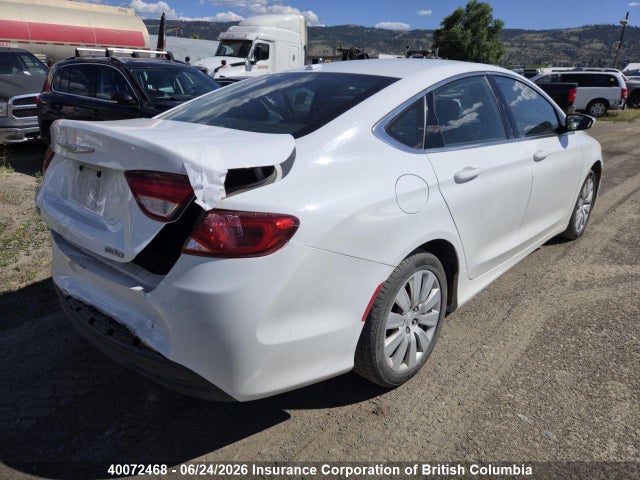 Chrysler 200 2015 1C3CCCFB4FN671475 Image 4