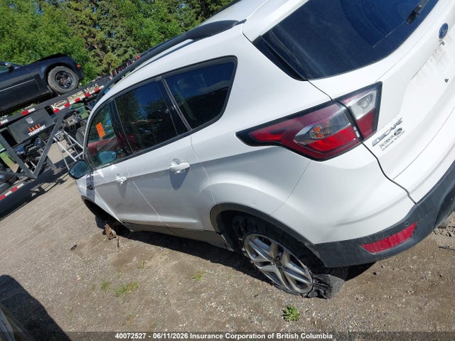 Продажа на аукционе авто 2017 Ford Escape Se, vin: 1FMCU9G91HUD98149, номер лота: 40072527