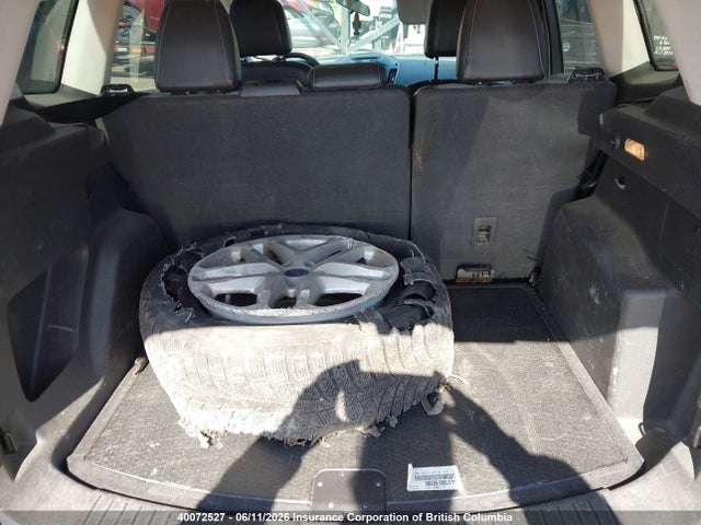 Продажа на аукционе авто 2017 Ford Escape Se, vin: 1FMCU9G91HUD98149, номер лота: 40072527