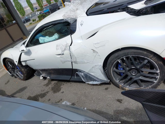40072550 :رقم المزاد ، ZAM24BXA6N0379810 vin ، 2022 Maserati Mc20 مزاد بيع