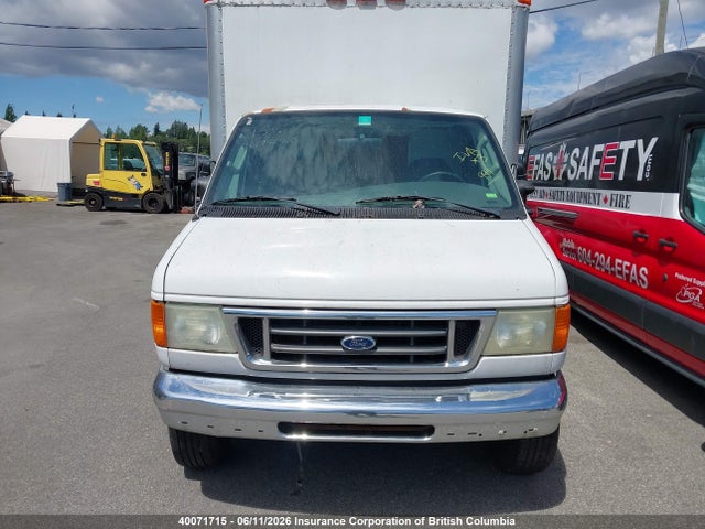 Продажа на аукционе авто 2004 Ford Econoline E450 Super Duty Cutwy Van, vin: 1FDXE45P44HA76594, номер лота: 40071715