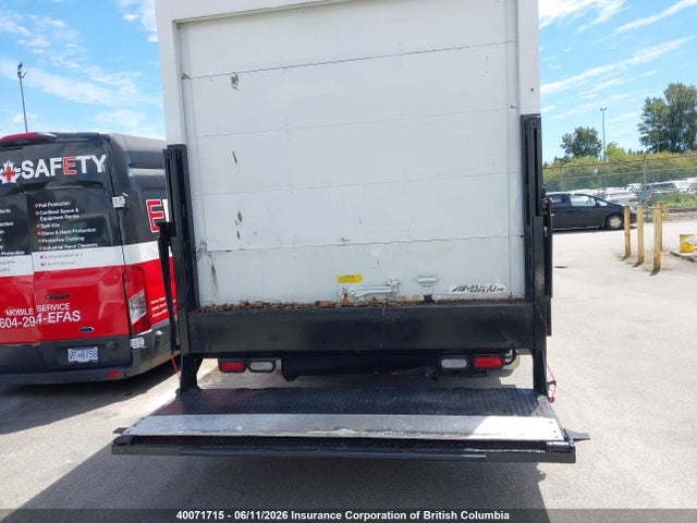 Продажа на аукционе авто 2004 Ford Econoline E450 Super Duty Cutwy Van, vin: 1FDXE45P44HA76594, номер лота: 40071715