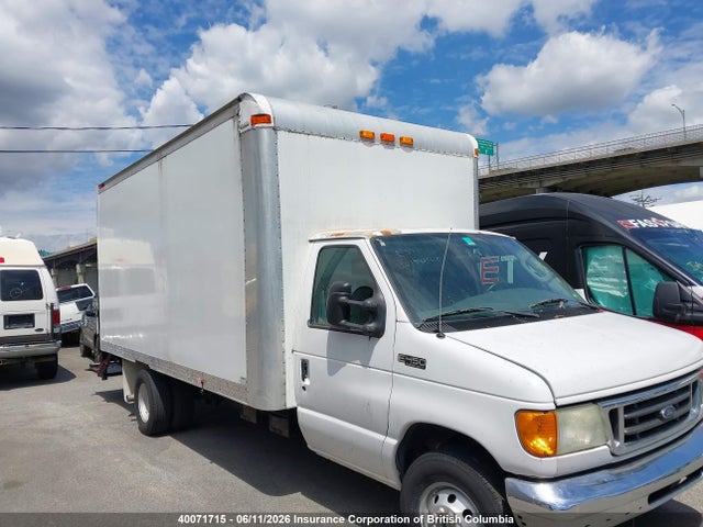 Продажа на аукционе авто 2004 Ford Econoline E450 Super Duty Cutwy Van, vin: 1FDXE45P44HA76594, номер лота: 40071715