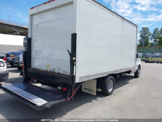 Продажа на аукционе авто 2004 Ford Econoline E450 Super Duty Cutwy Van, vin: 1FDXE45P44HA76594, номер лота: 40071715