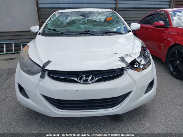2013 Hyundai Elantra Gl მანქანა იყიდება აუქციონზე, vin: 5NPDH4AE8DH217672, აუქციონის ნომერი: 40072568