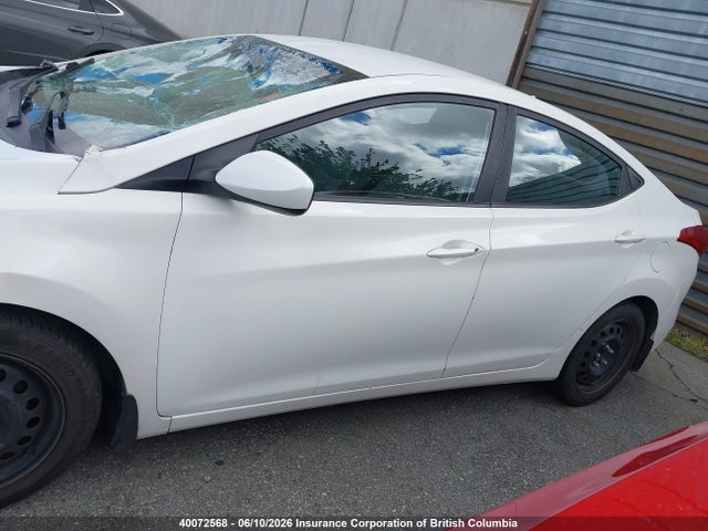 2013 Hyundai Elantra Gl მანქანა იყიდება აუქციონზე, vin: 5NPDH4AE8DH217672, აუქციონის ნომერი: 40072568