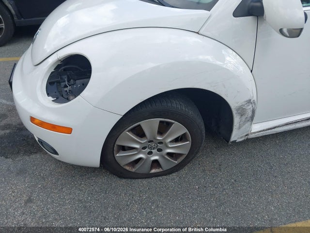 Продажа на аукционе авто 2010 Volkswagen New Beetle 2.5l Comfortline, vin: 3VWRW2AL5AM001571, номер лота: 40072574