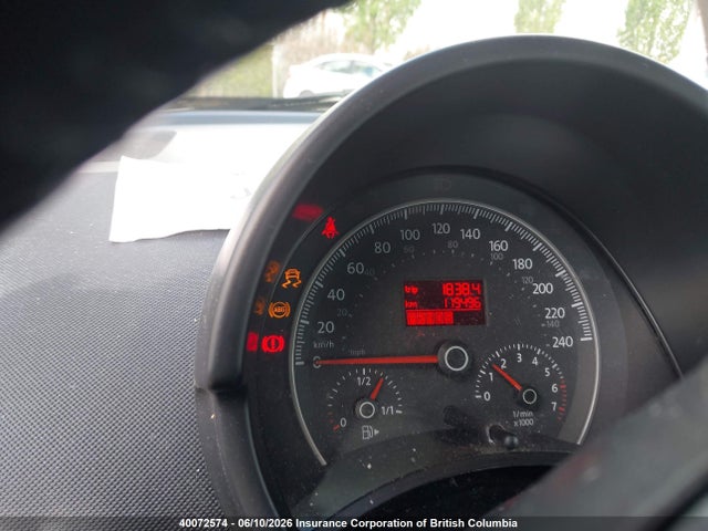 Продажа на аукционе авто 2010 Volkswagen New Beetle 2.5l Comfortline, vin: 3VWRW2AL5AM001571, номер лота: 40072574
