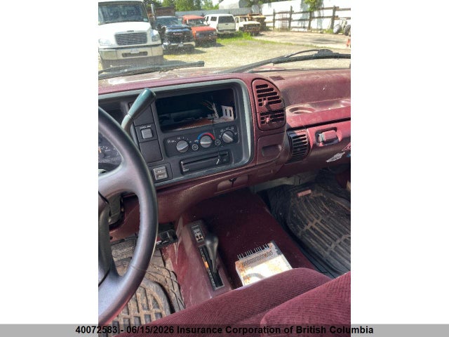 Продажа на аукционе авто 1996 Gmc Sierra K1500, vin: 2GTEK19R7T1538016, номер лота: 40072583