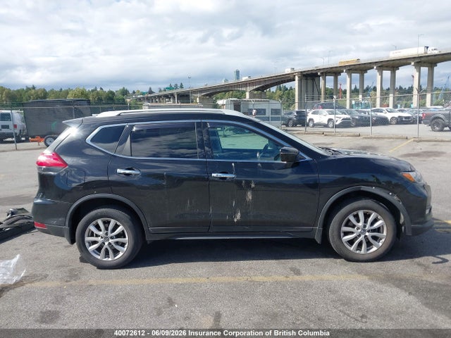Aukcja sprzedaży 2017 Nissan Rogue, vin: 5N1AT2MV6HC817153, numer aukcji: 40072612