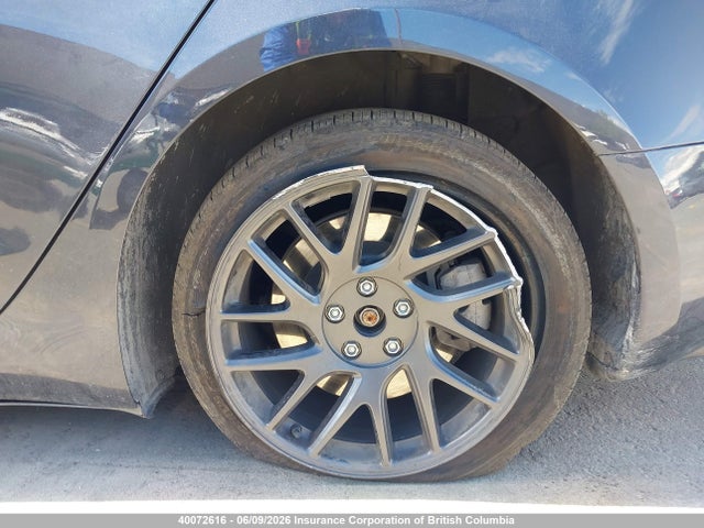 5YJ3E1EB0SF886212 Tesla MODEL 3