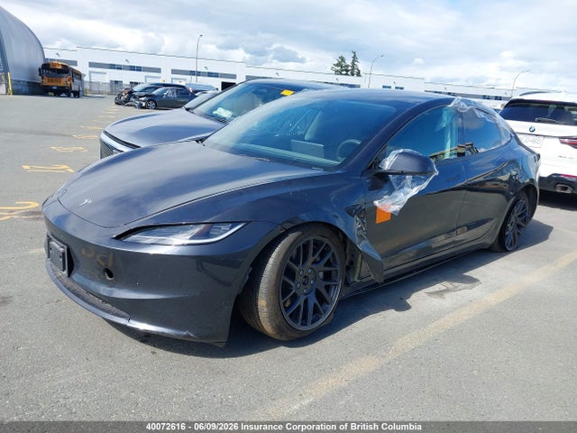 5YJ3E1EB0SF886212 Tesla MODEL 3