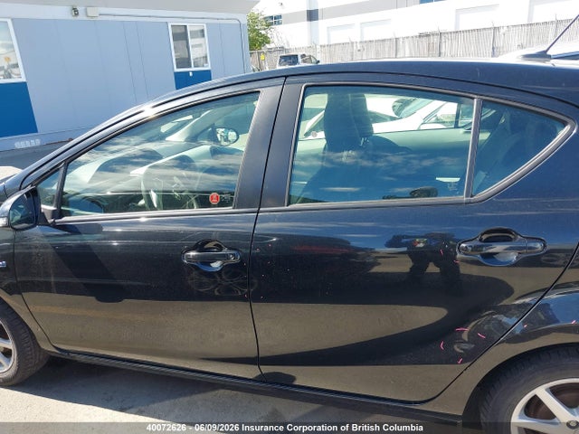 40072626 :رقم المزاد ، JTDKDTB33C1505888 vin ، 2012 Toyota Prius مزاد بيع