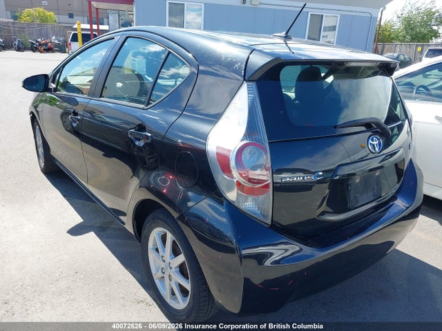 40072626 :رقم المزاد ، JTDKDTB33C1505888 vin ، 2012 Toyota Prius مزاد بيع