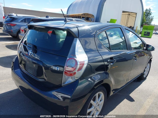 40072626 :رقم المزاد ، JTDKDTB33C1505888 vin ، 2012 Toyota Prius مزاد بيع