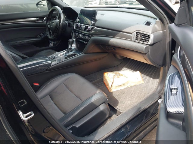 40065982 :رقم المزاد ، 1HGCV1F35JA808346 vin ، 2018 Honda Accord Sport مزاد بيع