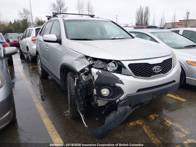 2011 Kia Sorento Lx მანქანა იყიდება აუქციონზე, vin: 5XYKTCA15BG025305, აუქციონის ნომერი: 40058532