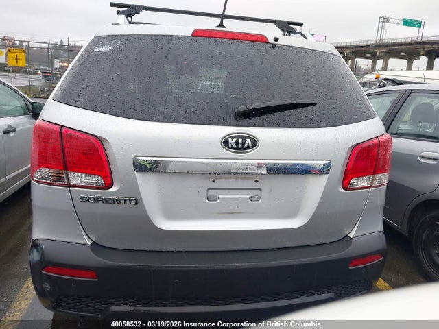 Aukcja sprzedaży 2011 Kia Sorento Lx, vin: 5XYKTCA15BG025305, numer aukcji: 40058532