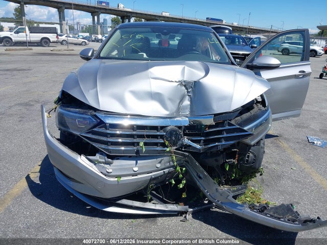 Продажа на аукционе авто 2019 Volkswagen Jetta, vin: 3VWG57BU7KM251412, номер лота: 40072700