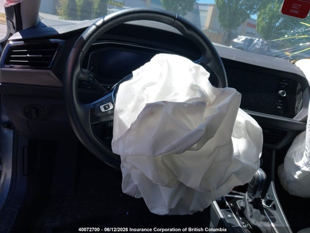 Продажа на аукционе авто 2019 Volkswagen Jetta, vin: 3VWG57BU7KM251412, номер лота: 40072700