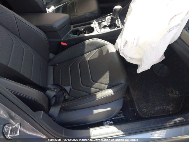 Продажа на аукционе авто 2019 Volkswagen Jetta, vin: 3VWG57BU7KM251412, номер лота: 40072700