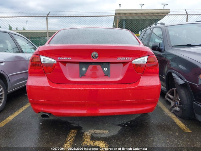 2008 Bmw 328xi მანქანა იყიდება აუქციონზე, vin: WBAVA760X0NL29999, აუქციონის ნომერი: 40070094