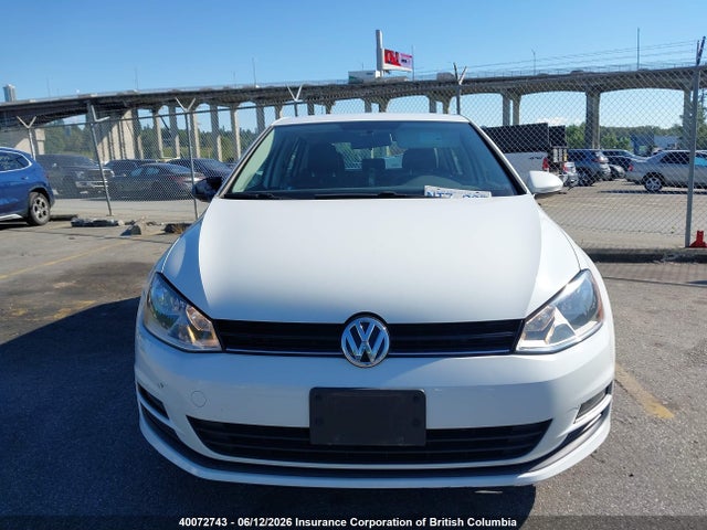 40072743 :رقم المزاد ، 3VW217AU0FM089300 vin ، 2015 Volkswagen Golf مزاد بيع